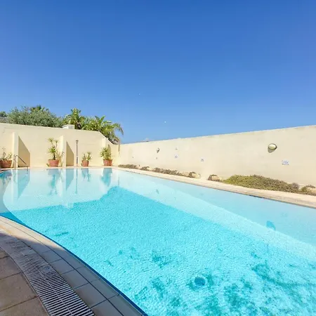 With Beautiful Views With Pool In By 360 Estates Apartament *