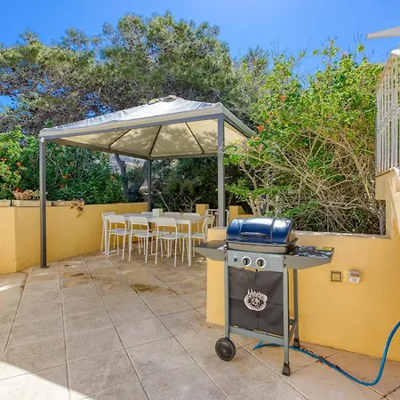 アパート With Beautiful Views With Pool In By 360 Estates メーリッハ