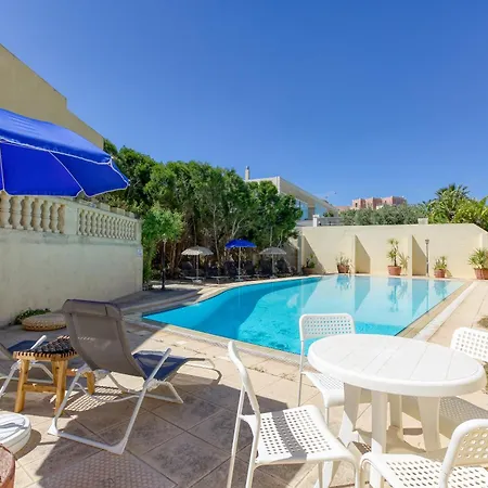 With Beautiful Views With Pool In By 360 Estates Apartament *