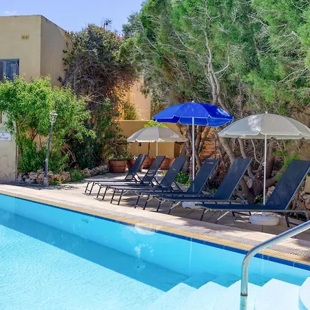 아파트 With Beautiful Views With Pool In By 360 Estates *